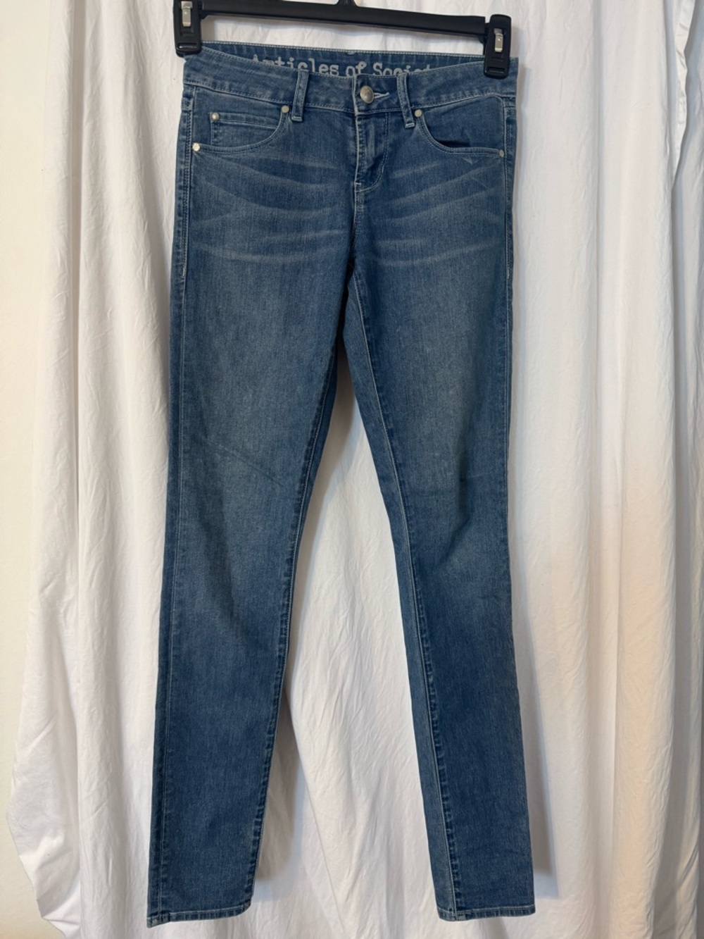 Articles Of Society Distressed Dark Blue Denim Jeans with Branded , Size 24